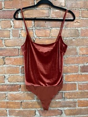 Lulu's Rust Velvet Bodysuit | Size L | EUC